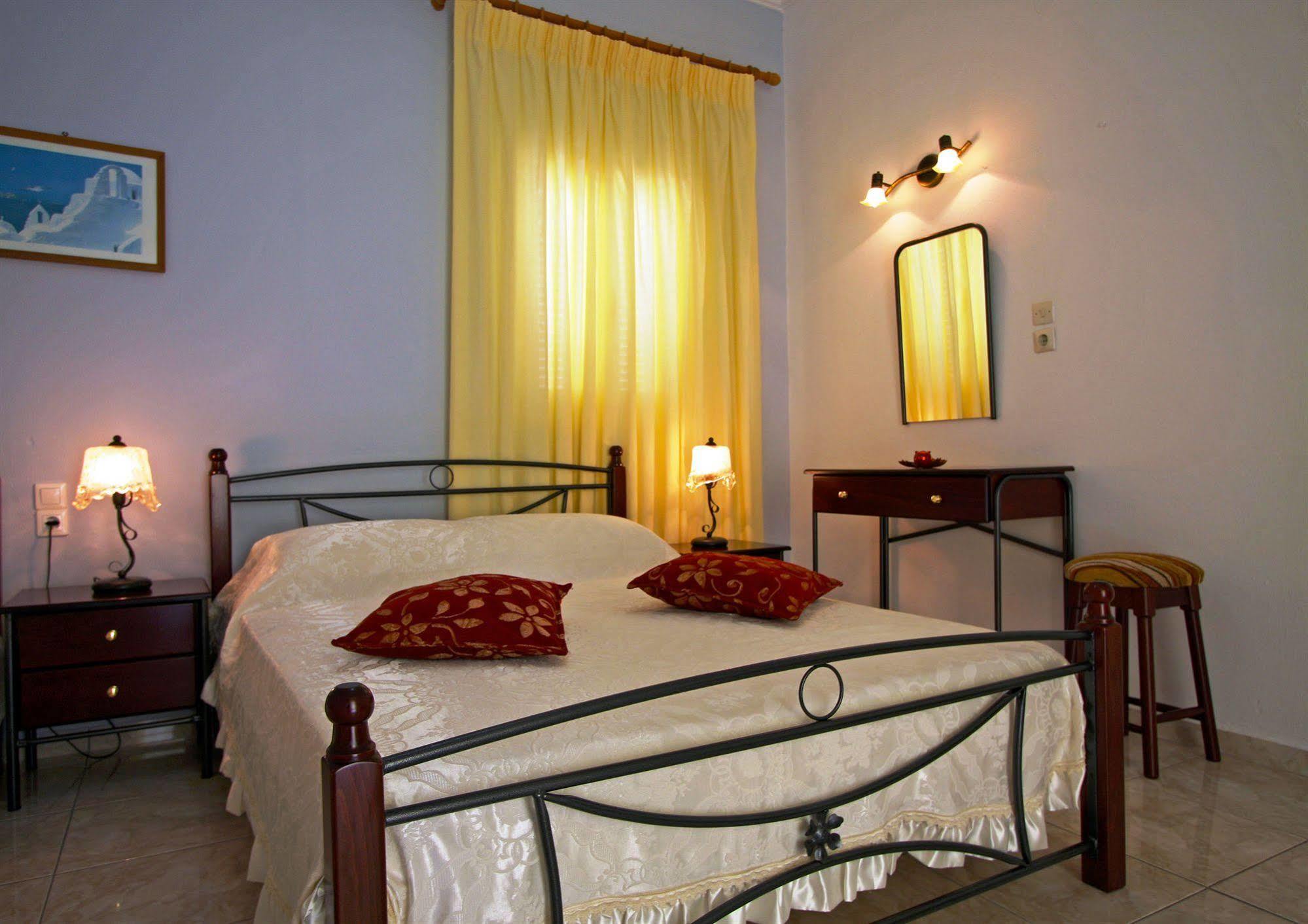 Hotel Mylos Firostefani Exterior photo